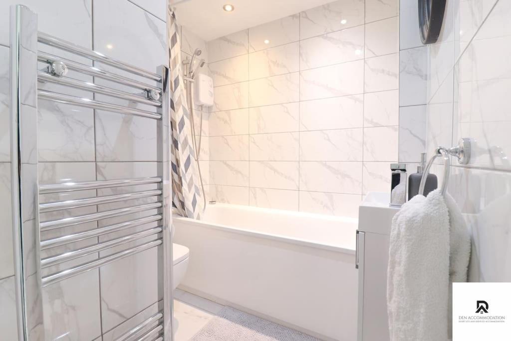 Den Accommodation & Short Lets Greenwich London - 3 Bed House Kültér fotó