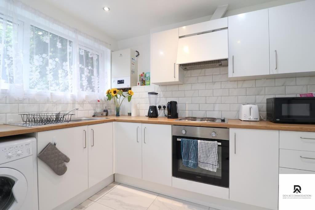 Den Accommodation & Short Lets Greenwich London - 3 Bed House Kültér fotó