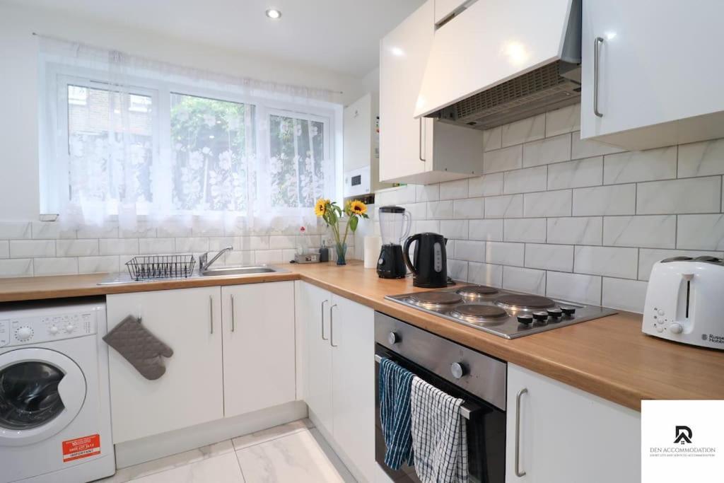 Den Accommodation & Short Lets Greenwich London - 3 Bed House Kültér fotó
